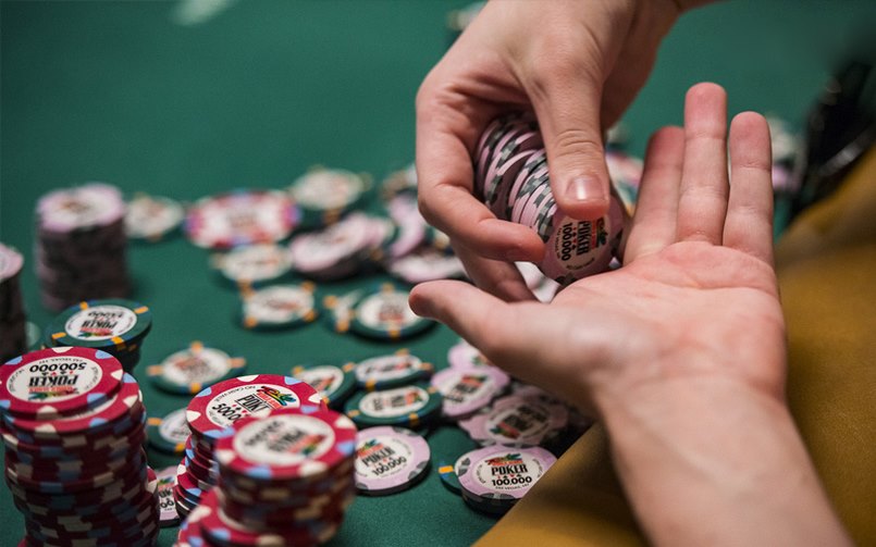 Các phương thức đặt cược Poker đơn giản